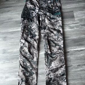 Girls With Guns Camo Artemis Pants